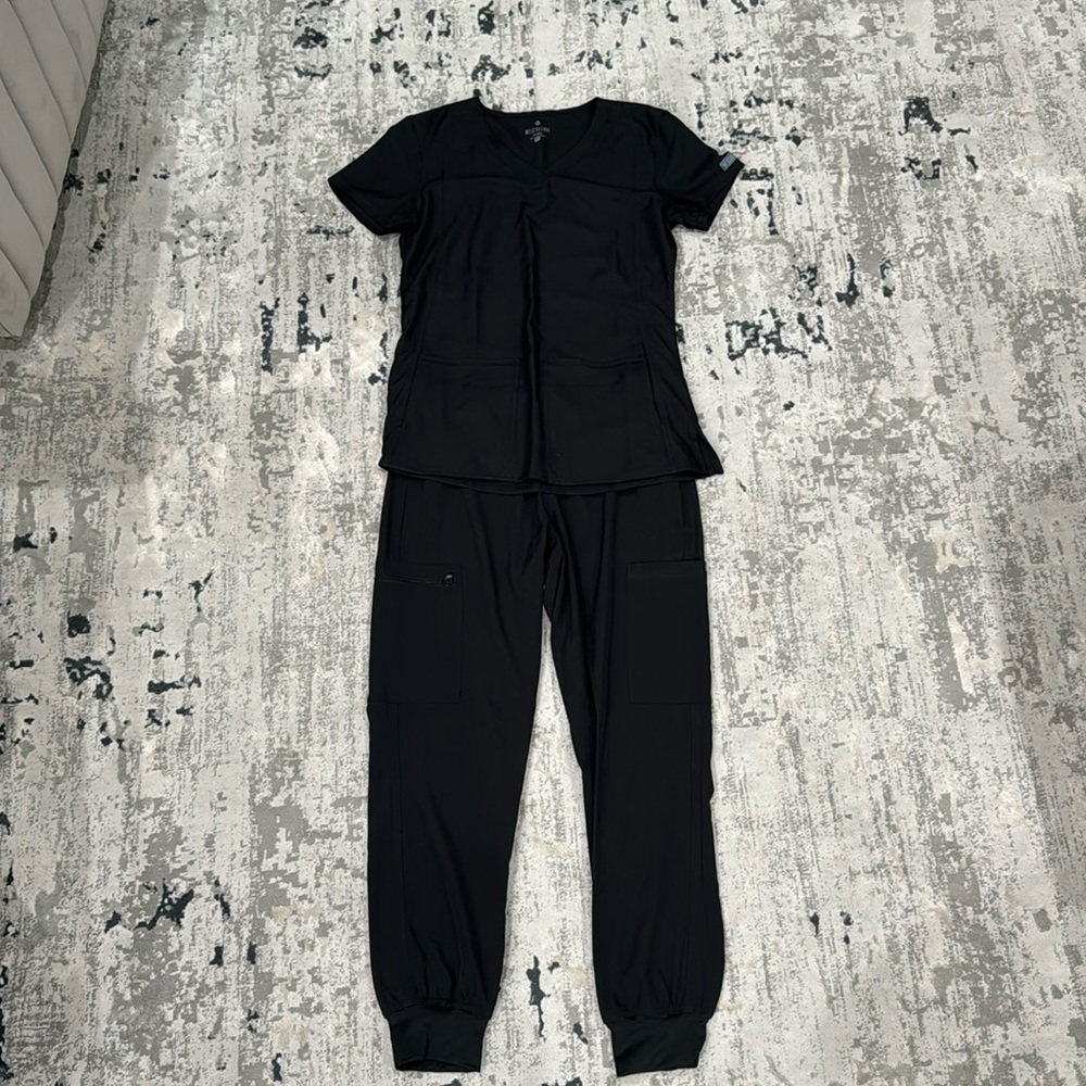 Med Couture scrub set XSmall